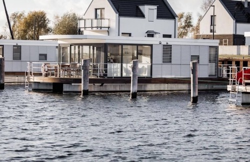 Peenemuende Apartment | Hausboot für 4 Gäste mit 45m² in Peenemünde