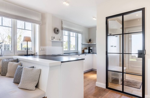 Tinnum Apartment | Hausteil mit ca. 83m² Nutzfläche im Eg/og/dg für bis zu Vier Personen