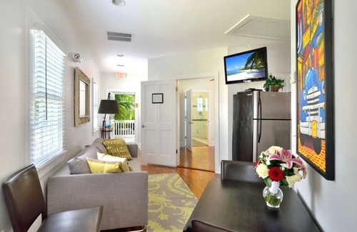 Uptown - Upper Duval House | Havana Moon over Duval - Key West Cottage w Private Pool