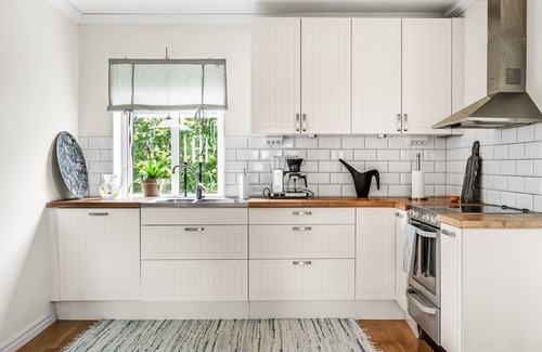 Hallevik House | Haveliden by Interhome