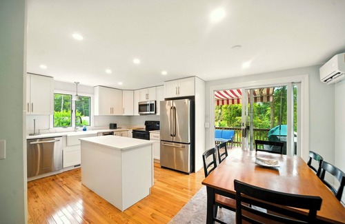 East Falmouth House | Haven in Hatchville - newly renovated home