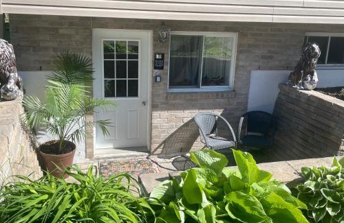 Laval Apartment | Havre de paix