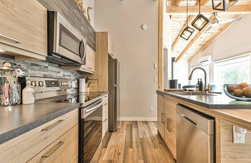 St-Adolphe-d'Howard Ski Chalet | Havre Sommets au bord de l'eau