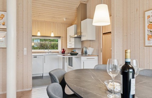 Store Kongsmark House | "Hawarth" - 275m from the sea by Interhome