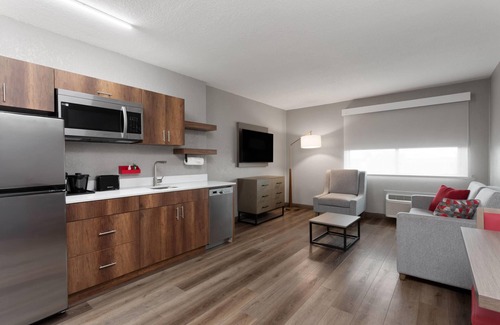 Survey Creek Hotel | Hawthorn Extended Stay By Wyndham Ft Lauderdale Cypress Crk