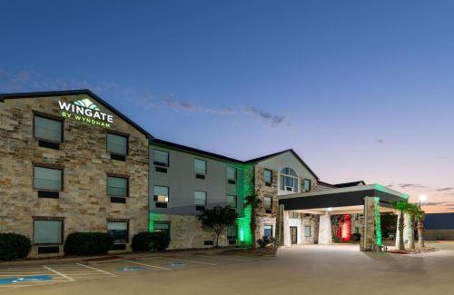 Southwood Valley Hotel | Hawthorn Extended Stay by Wyndham College Station South
