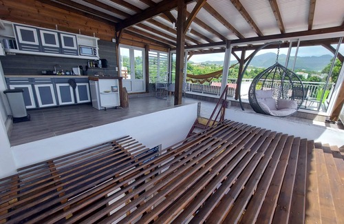 Basse-Terre House | head in the clouds 971