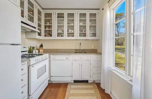 Water Mill Bed & Breakfast | Head of Pond House