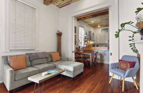 Mid-City House | Heart of MidCity ~ StreetCar ~ Backyard ~ 3Bd2Ba