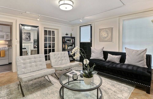 Historic District - North Apartment | Heated Pool Access | 5*Clean | Flex Cancelation