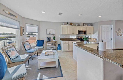 Spring Hill House | Heated Pool/Gym/Games/Waterfront