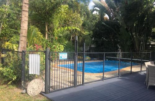 Trinity Park House | Heated Pool & Tropical Private Open Space