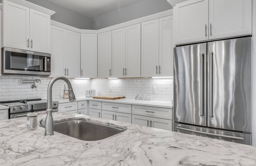 Laguna Beach Estates House | Heated Private Pool. 900 feet to Beach. Playground. King Beds,Bikes,Beach Chairs