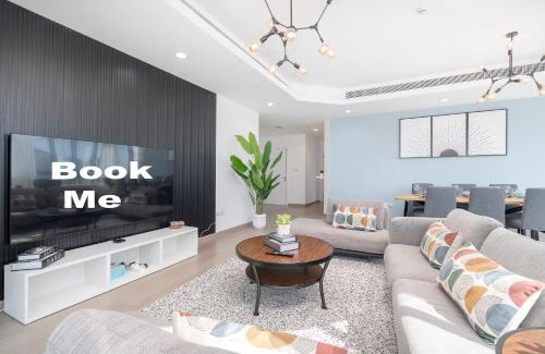 Dubai Marina Apartment | Heaven Crest Vacation Homes Dubai Marina - 4 Bedroom Suite with Marina View near JBR Beach, Free Parking, Wi-Fi, Gym and Pool