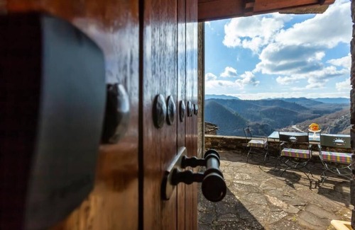 Kipoi Villa | Heaven's View Mansion - Zagori Stone Built Gem
