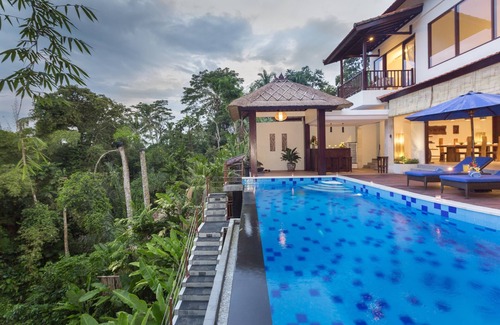 Sambahan Villa | Heavenly 4 Bedrooms Luxury Villa-10 min to CENTRAL UBUD