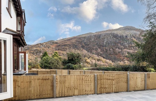 Beddgelert Cottage | HEBOG, pet friendly, character holiday cottage in Beddgelert