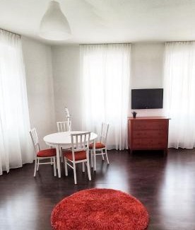 Liesing Apartment | Helle Zweiraumwohnung in Wohngebiet