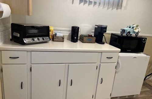 Smithfield Apartment | Hello Travelers!This Studio is available and taking reservations through October