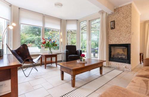 Bruinisse House | Hello Zeeland - Vakantiewoning Elf Boompjes 83