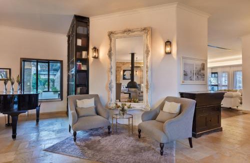 Biriya Forest Hotel | Herbert Samuel Bayit Bagalil Boutique