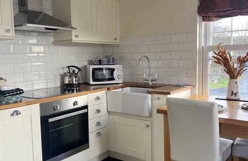 Torver Cottage | Herdwick Cottage with Hot Tub