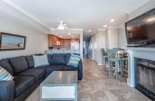 North Carolina Coast House | Here Comes The Sun #4 | Oceanfront Condo!