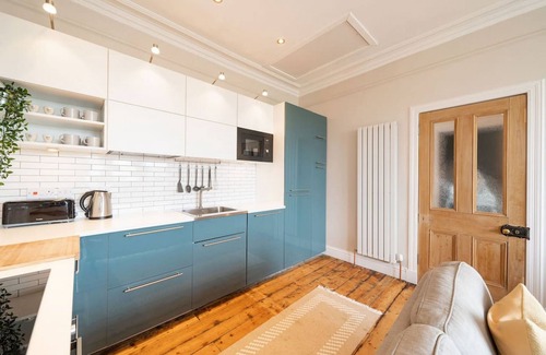 Dunfermline Apartment | Heritage Quarter - 2 Minutes From Centre