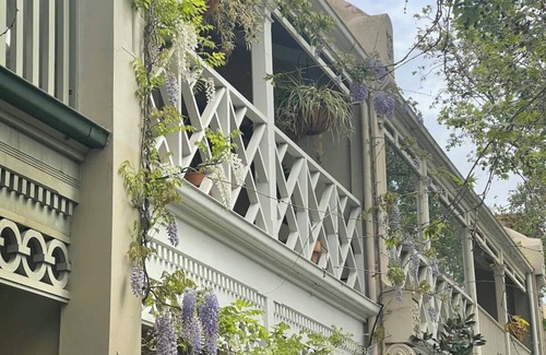St Kilda House | Heritage terrace house with oasis pool garden by the beach