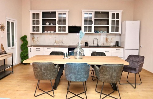 Cisnadie Apartment | Herman Apartment Cisnadie