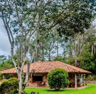 Villa de Leyva House | Hermosa cabaña campestre con piscina y lago