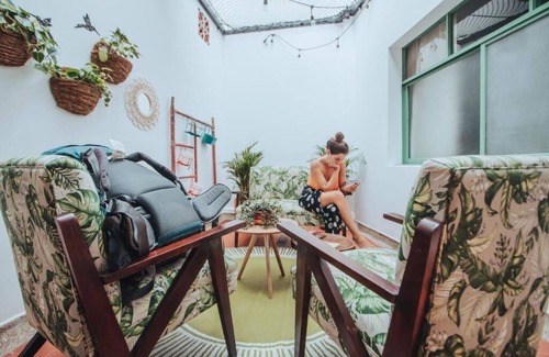 Villa Nueva Hotel | Hermosa Habitación Básica Twin En El Sector de La Candelaria - Medellín