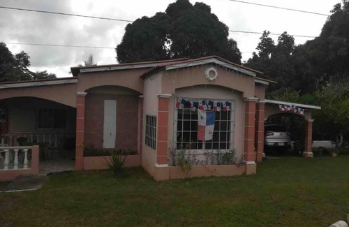 Las Guias Occidente House | Hermosa residencia cerca a playa Santa Clara