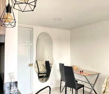 Medellin Apartment | Hermoso alojamiento completo en Robledo Pajarito