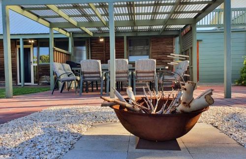 Middleton House | Hero Views At Middleton - Wifi - Beach