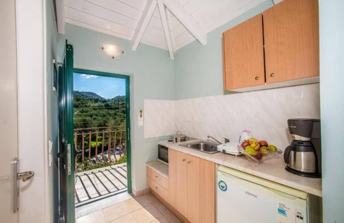 Limni Keri Apartment | Herodotos Studio 2 Persons (3)