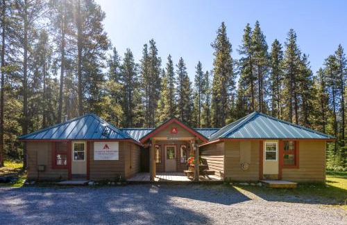Castle Junction Hostel | HI Castle Mountain - Hostel