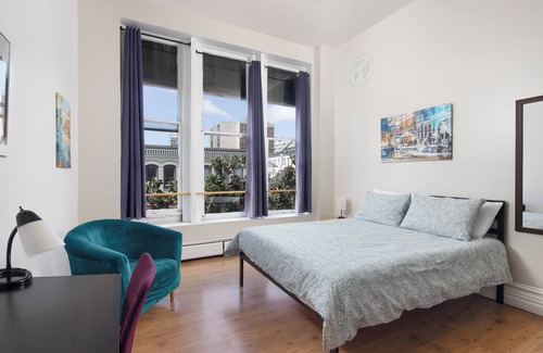 Gaslamp Quarter Hostel | HI San Diego Downtown - Hostel