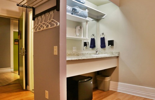 Gaslamp Quarter Hostel | HI San Diego Downtown - Hostel