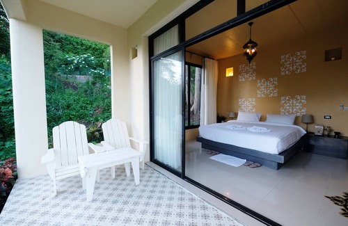 Suan Phueng Hotel | Hi - Scene Resort