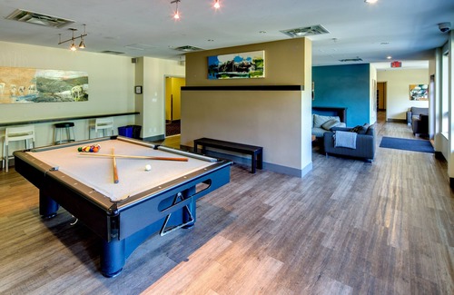 Whistler Hostel | HI Whistler - Hostel