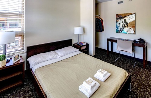 Whistler Hostel | HI Whistler - Hostel