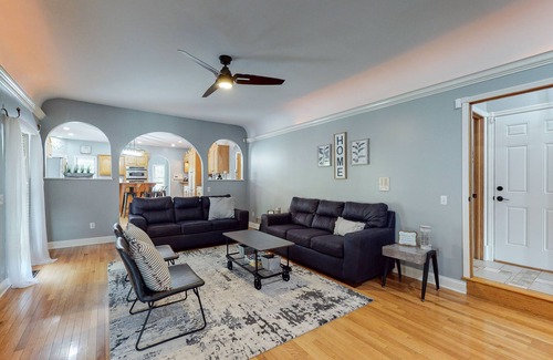 Martha House | Hidden Acres Escape: A Bluegrass Retreat