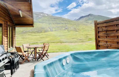 Olafsfjordur Ski Chalet | Hidden Cottages