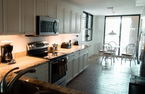 Longboat Key Condo | Hidden Gem | Longboat Key 2BR w/Beach Access