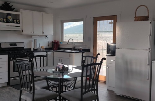 Jaroso Cabin | Hidden Haven: Open Concept Inside, Dramatic Views Outside