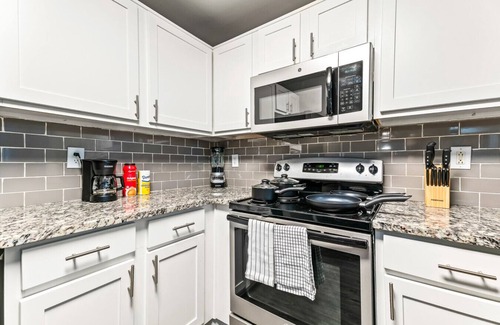 Fossil Creek Apartment | Hidden Lakes 122 1BD 1BA