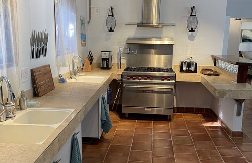 Christiansted House | Hidden Treasure - located ON the boardwalk!