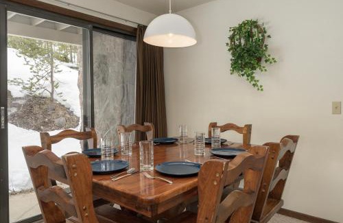 Winter Park House | Hideaway Village Alpine 4