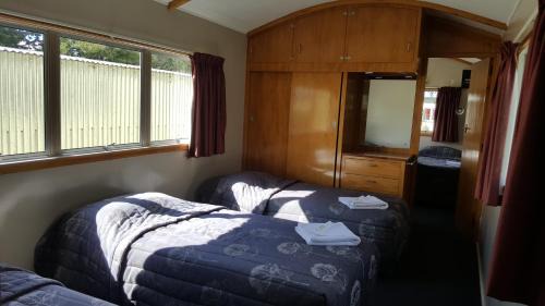 Twizel Hotel | High Country Lodge, Motels & Backpackers